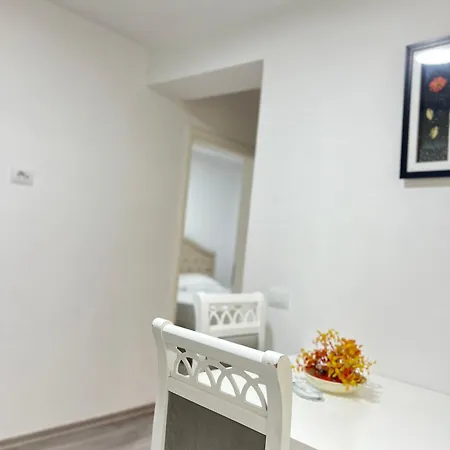 Apartment Center Blloku - Elegant 03 Tirana